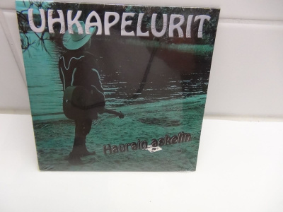 UHKAPELURIT , HAURAIN ASKELIN