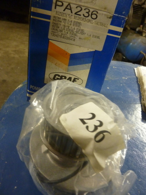 Vesipumppu Opel 1,6 D vm 82-88