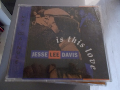 CDM JESSE LEE DAVIS ** IS THIS LOVE **