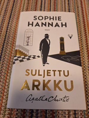 Sophie Hannah-Suljettu Arkku