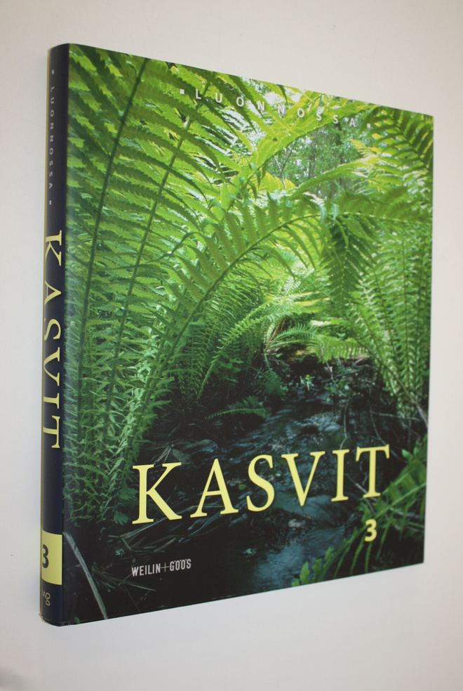 Mikko (toim.) Piirainen : Kasvit : luonnossa 3