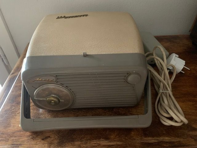 "METZ" RADIO / LEVYSOITIN YHDISTELMÄ "BABYPHONE" 202