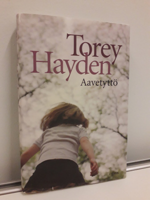Aavetyttö (Torey Hayden,kirja)