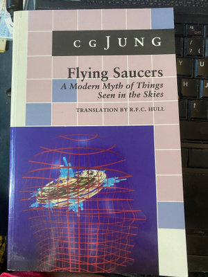 C. G. Jung: Flying Saucers