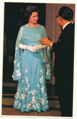 Englannin Kuningatar ELIZABETH II