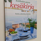 Kotilieden paras kesäkirja : ruokia, askartelua, käsitöitä - pikkukuva 1