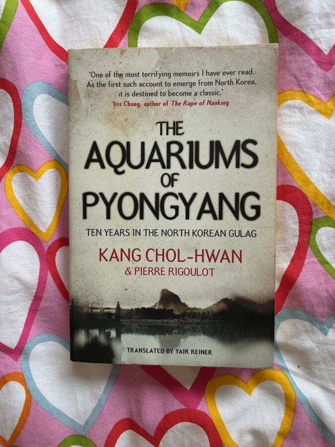 KANG CHOL-HWAN: THE AQUARIUMS OF PYONGYANG