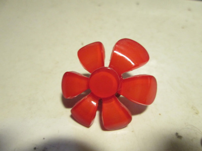 pinssi kukka