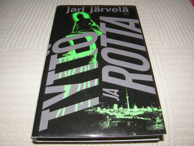 Jari Järvelä Tyttö ja rotta  -sid