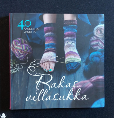 Rakas villasukka -neulekirja