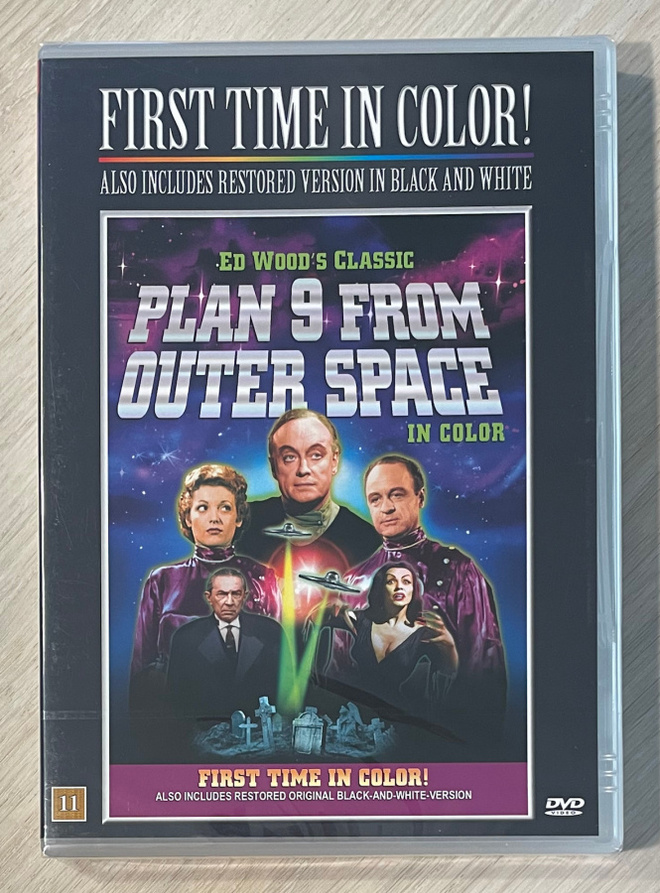 Ed Wood: PLAN 9 FROM OUTER SPACE (1957) uusi ja muoveissa