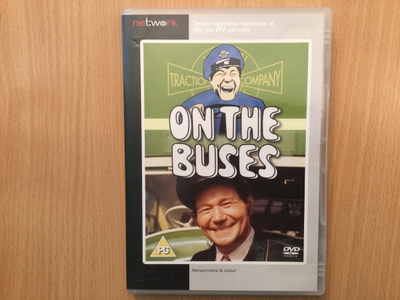 On The Buses (Mennään bussilla)- DVD•