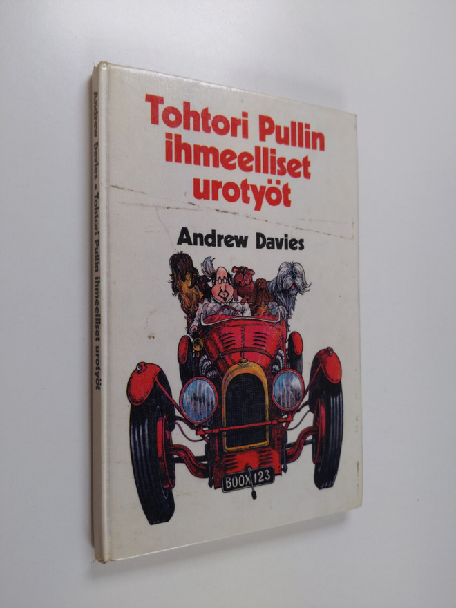 Andrew Davies : Tohtori Pullin ihmeelliset urotyöt