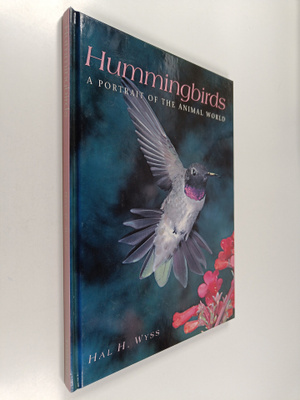 Hummingbirds : A Portrait of the Animal World