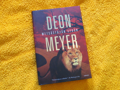 Kirja Metsästäjän sydän Deon Meyer (kovakantinen)