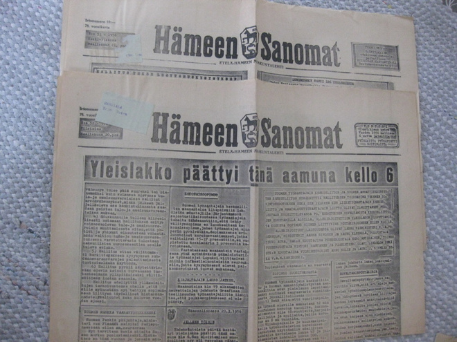 Sanomalehti : Hämeen Sanomat  2 kpl