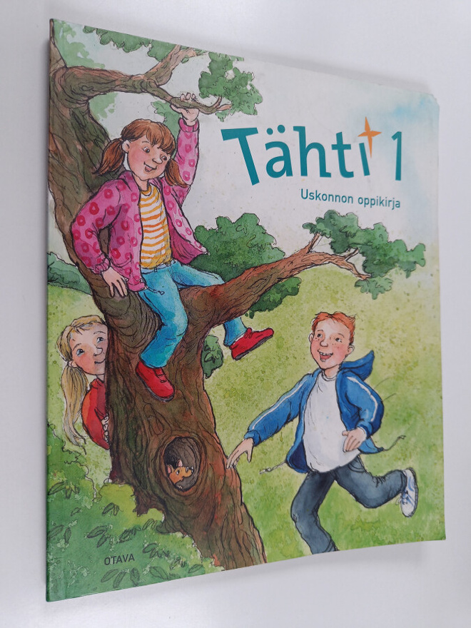 Anni Niittynen : Tähti 1 : Uskonnon oppikirja