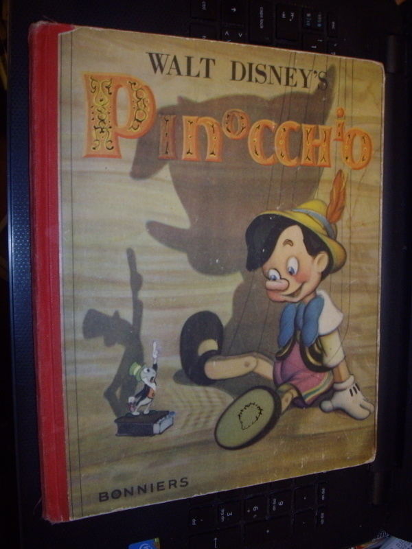 Walt Disney: Pinocchio ( 1.p. 1940 Bonniers, Ruotsi ) Sis.pk