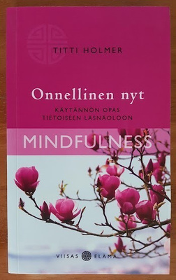 Titti Holmer: Onnellinen nyt