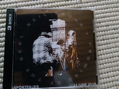 Neil Young & Promis Of The Real 3-CD "Live Antwerpen 2016