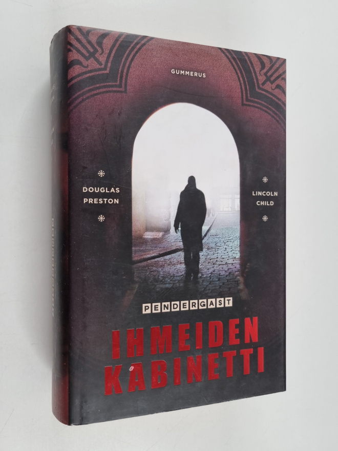 Lincoln Child ym. : Ihmeiden kabinetti