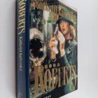 Nora Roberts : Kätketyt kalleudet - pikkukuva 1