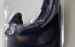 ROISKELÄPÄT  MERCEDES W204