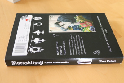 Toboso Yana : Kuroshitsuji - Piru hovimestariksi 17