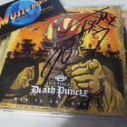 FIVE FINGER DEATH PUNCH CD KAHDELLA NIMMARILLA - pikkukuva 1