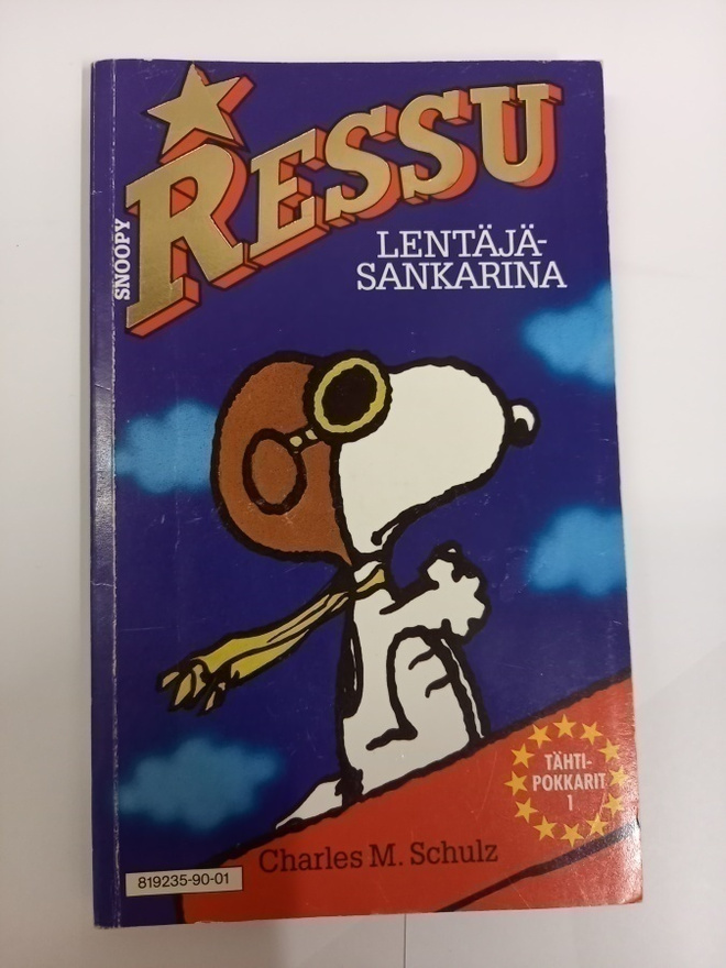 Tähtipokkarit 1: Ressu lentäjäsankarina