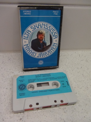 MIKKO  JÄRVINEN, ILTA  SKANSSISSA