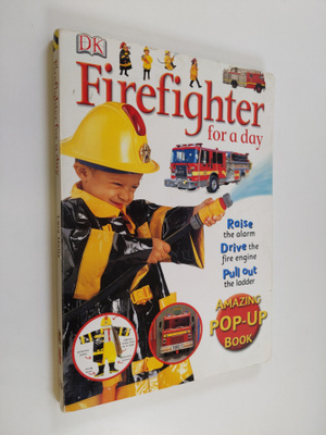 Dorling Kindersley Publishing Staff ym. : Firefighter for...