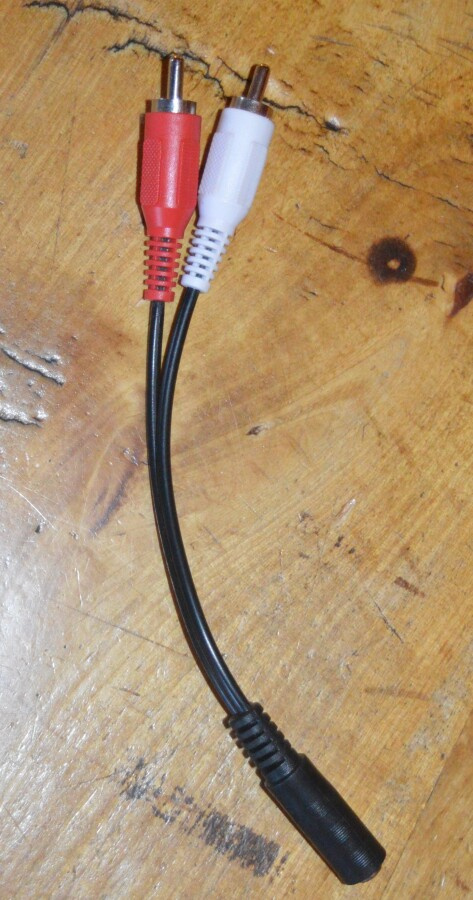 Stereoäänikaapeli: 2× RCA uros - 3.5 mm naaras