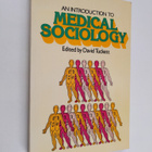 An introduction to medical sociology - pikkukuva 1
