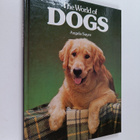 Angela Sayer : The world of dogs - pikkukuva 1