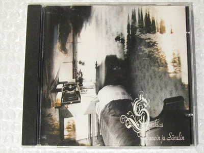 Sarkiaa Sanoin ja Sävelin • CD
