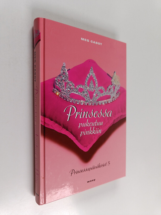 Meg Cabot : Prinsessa pukeutuu pinkkiin