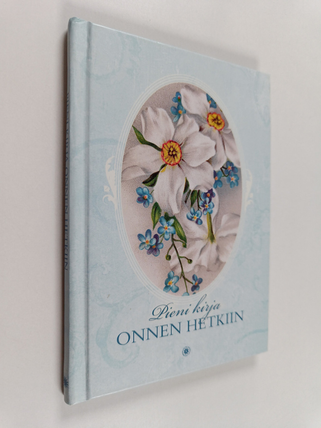 Pieni kirja onnen hetkiin