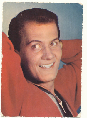 Laulaja PAT BOONE - vanha rosoreunakortti