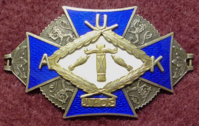 AUK-kurssirannekkeen laatta JT-OS 1931-32