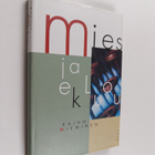 Kaiho Nieminen : Mies ja elokuu - pikkukuva 1