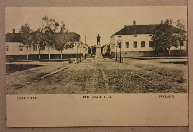 Brahestad: Per Brahetorg * (1108)