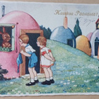 Lapset juttelevat pupun kanssa munakylässä, p. 1927 - pikkukuva 1