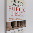 Paolo Mauro : Chipping away at public debt : sources of f... - pikkukuva 1