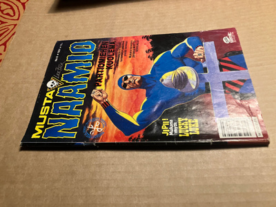 MUSTANAAMIO 8/1991