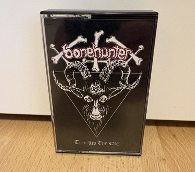 Bonehunter - Turn Up The Evil Kasetti