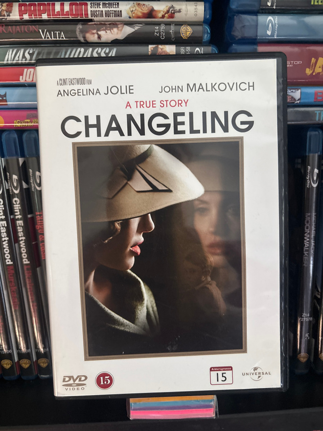 Vaihdokas (2011) Angeline Jolie