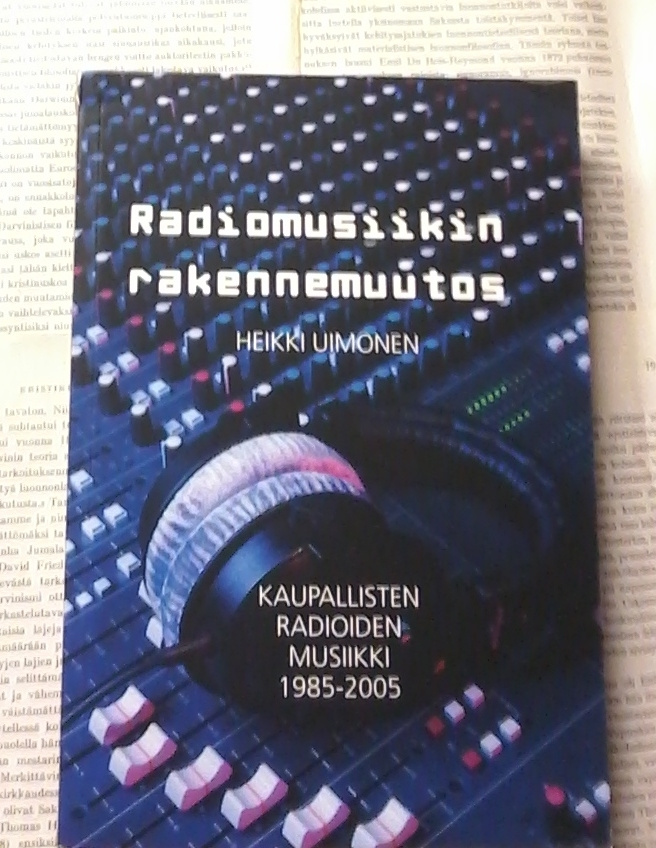 Heikki Uimonen - Radiomusiikin rakennemuutos (nid.)