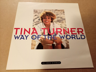 maxi  Tina Turner