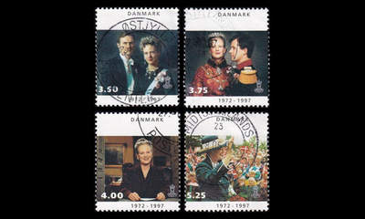Tanska 1142-5 o Margrethe 25v valtaistuimella (1997)